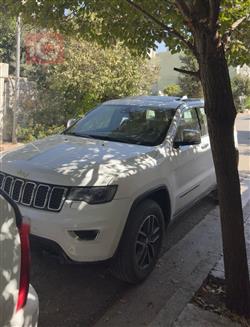 جيب جراند شيروكي